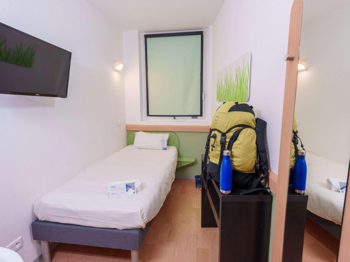 Готель Ibis Budget Saint-Quentin Centre Gare Екстер'єр фото