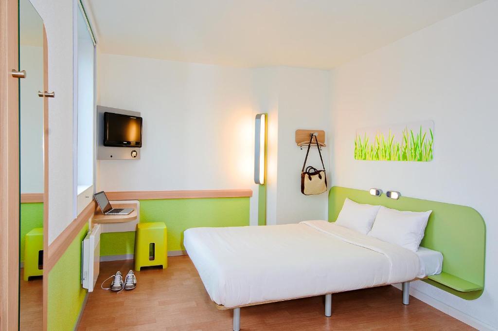 Готель Ibis Budget Saint-Quentin Centre Gare Номер фото